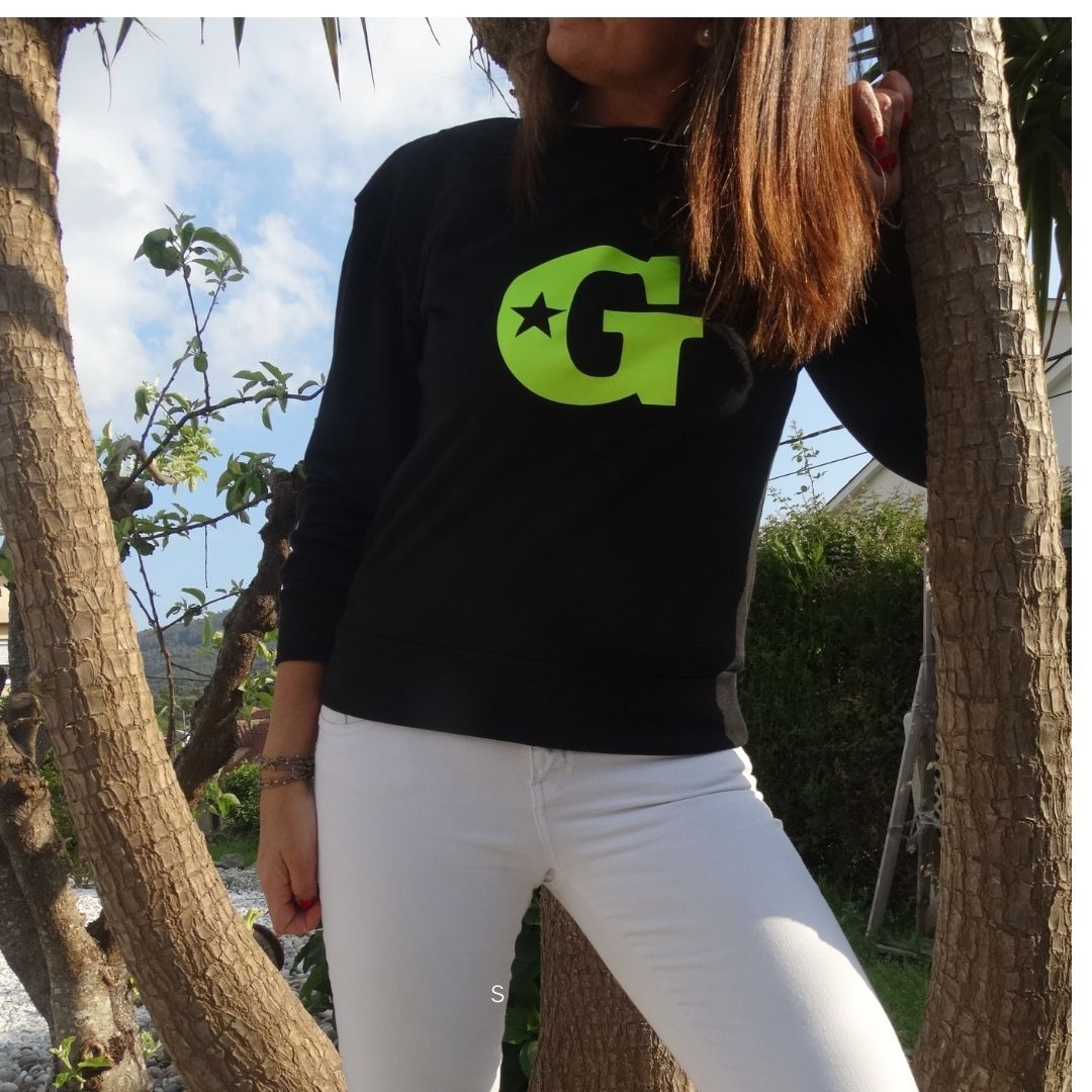 Sudadera inicial con estrella. - Imagen 5